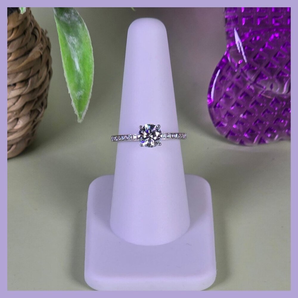 Silver Engagement Ring With 1ct Round Moissanite Solitaire & CZ Accents Size 7